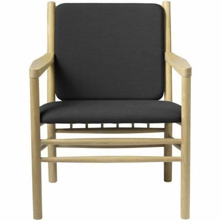 Fdb Møbler J147 Armchair, Natural/Dark Grey