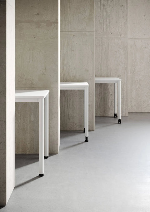 Dynamic Modular Desks and Tables | 1400mm x 800mm