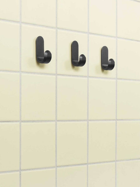Normann Copenhagen - Curve Mini Hooks 2 pcs. Matt Black