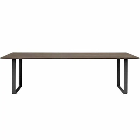 Muuto 70/70 Dining Table 255x108 cm Solid oak-black