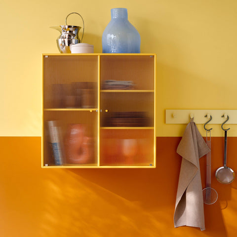 Ripple II Vitrine Cabinet by Montana Furniture Nordic / Wall-Mounted