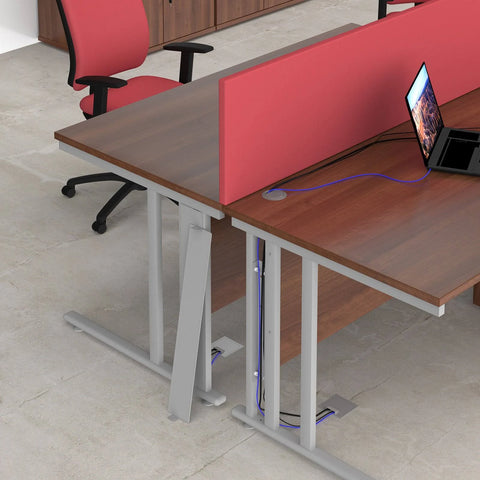 Maestro 25 Straight Desk 1200mm x 800mm - Silver Cable Managed Leg Frame, Beech Top