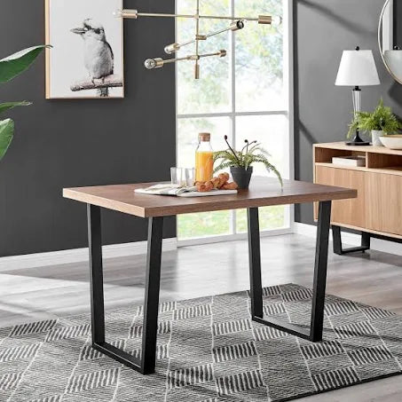 Furniturebox Solo 4 Seater Dining Table Wood