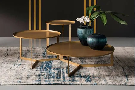 Round coffee table