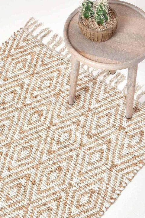 Homescapes Sierra Neutral Diamond Pattern Hemp Chindi Rug