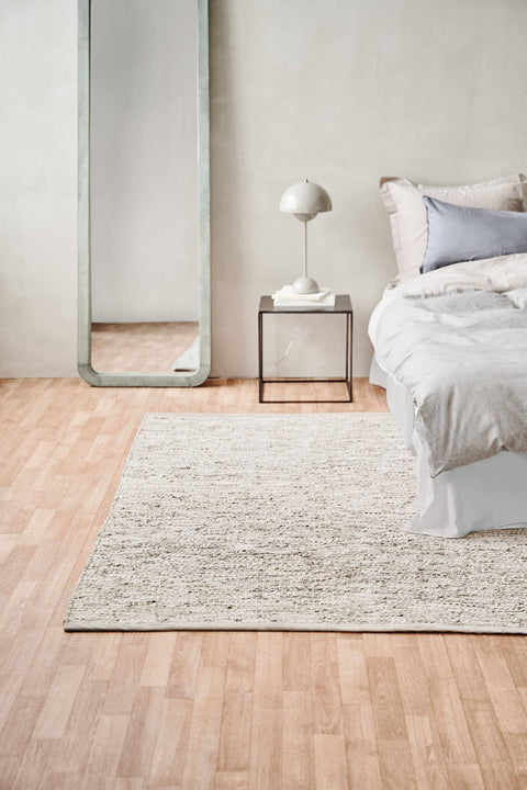 Rug Solid Rug 140x200 Cm 10706