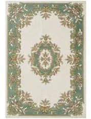 E-Rugs Classic Royal Traditional Rug