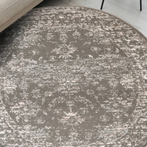 Maestro Traditional Natural Rug