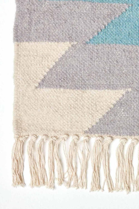 Homescapes Helsinki Handwoven Geometric Pattern Kilim Wool Rug