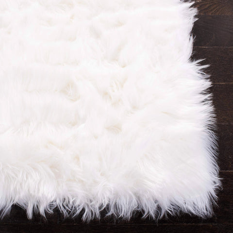 Safavieh Faux Sheep Skin Rug