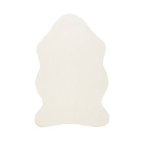Dunelm Supersoft Single Pelt Faux Fur Rug