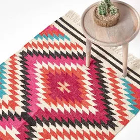 Homescapes Manila Handwoven Diamond Patterned Kilim Wool Rug