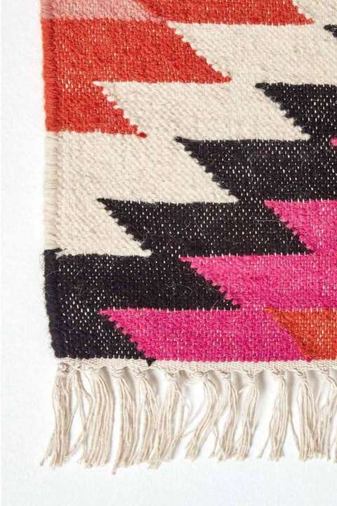 Homescapes Handwoven Geometric Pattern Kilim Wool Rug