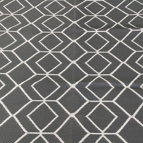 Charles Bentley Diamond Weatherproof Outdoor Rug