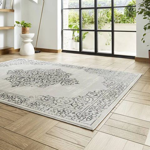 Think Rugs Artemis B9076A Silver Rug