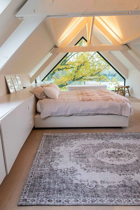 Palazzo Da Mosto Contarini White Rug