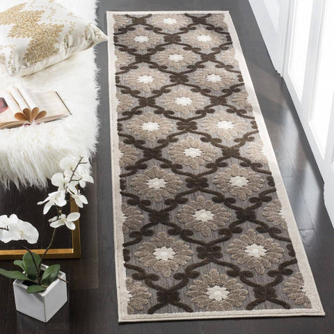 Safavieh Newbury Indoor/Outdoor Area Rug
