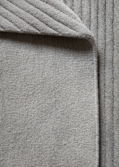 Northern Row rug round