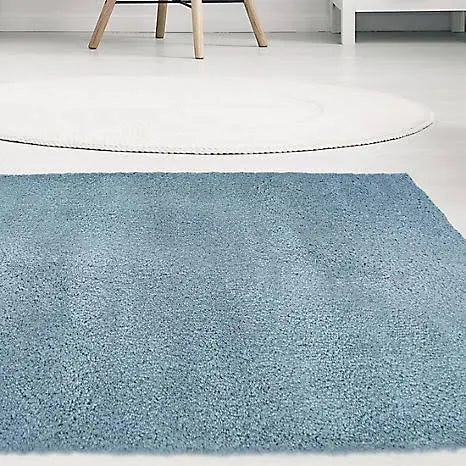 Snug Plain Rug